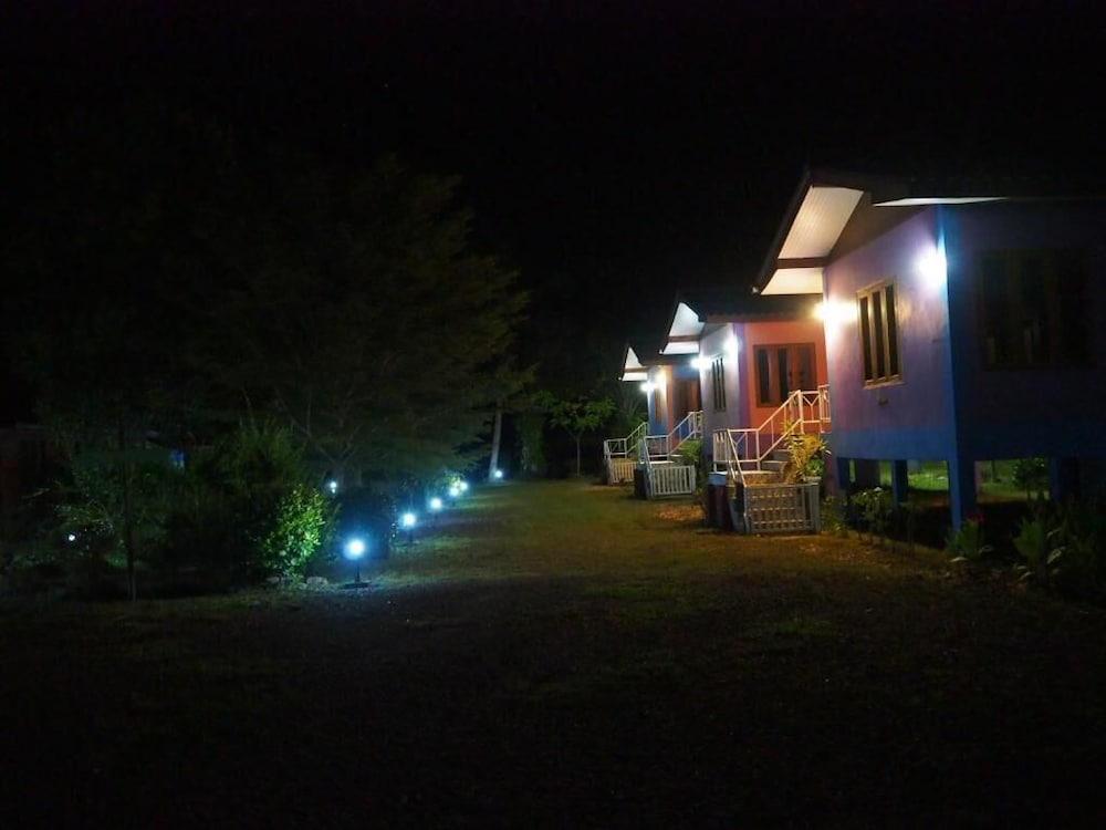 Фото Pru Valley Thaley Tai Resort