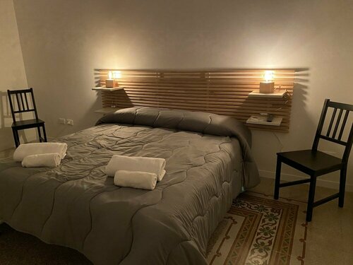 Гостиница Piazza Florio Rooms в Палермо