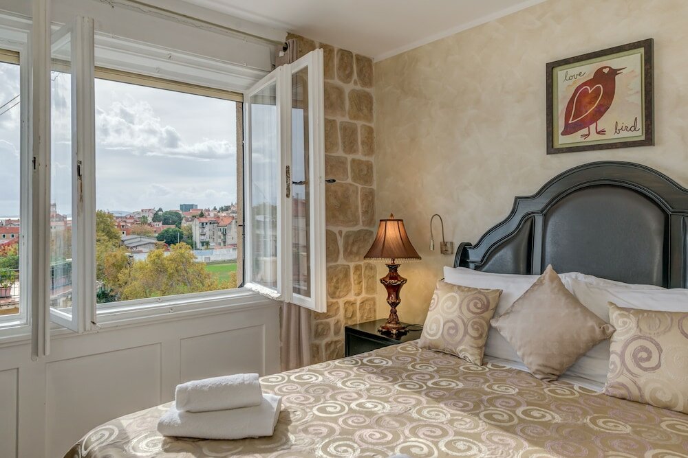 Фото Metropole Luxury Rooms