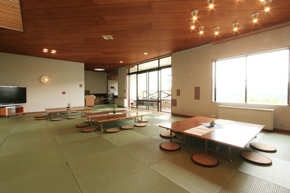 Фото Rokumeikan Hills