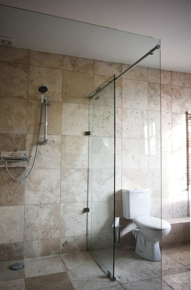 Фото Stylish & Spacious Studio Next to Beach