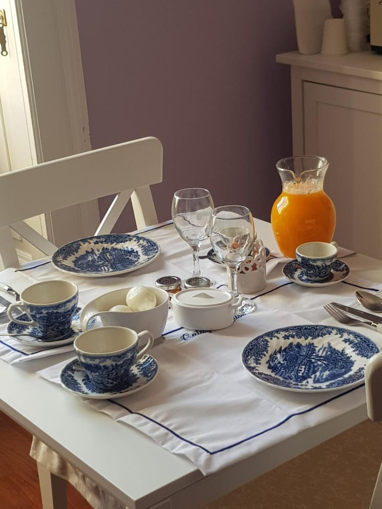 Фото Caluga House