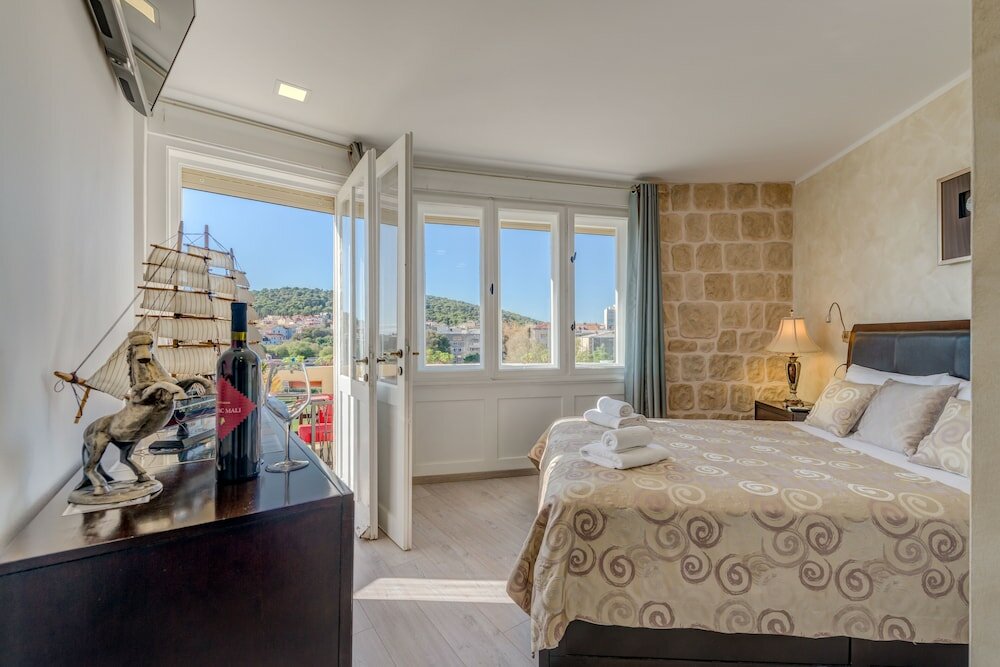 Фото Metropole Luxury Rooms