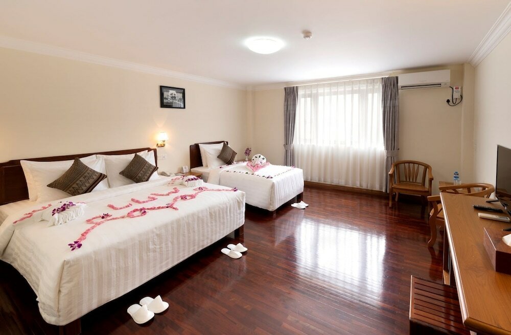 Фото Lin Unity Win Hotel