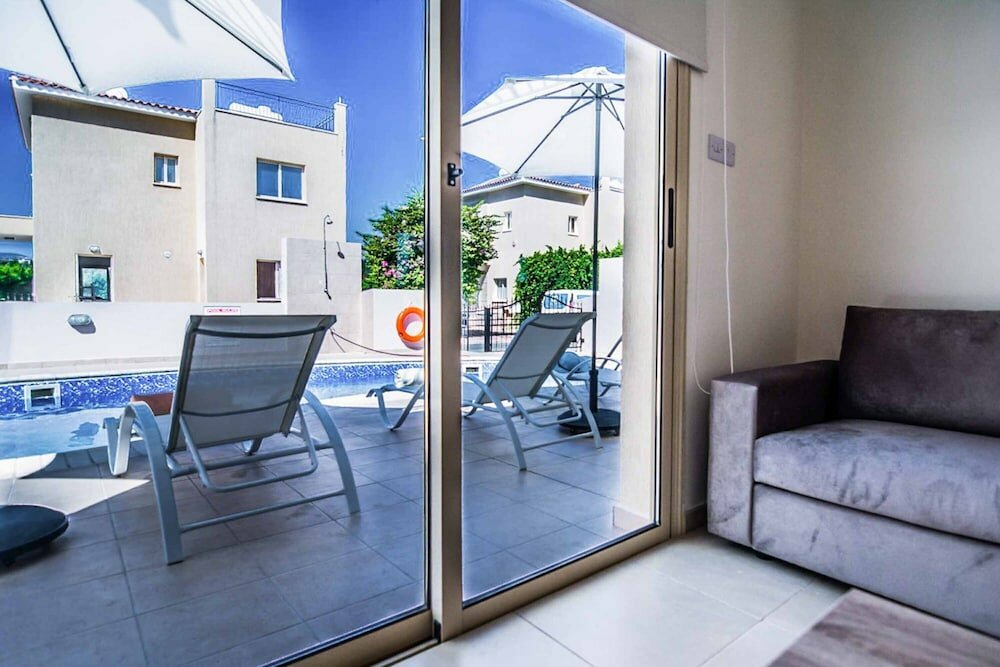 Фото Villa Latsi