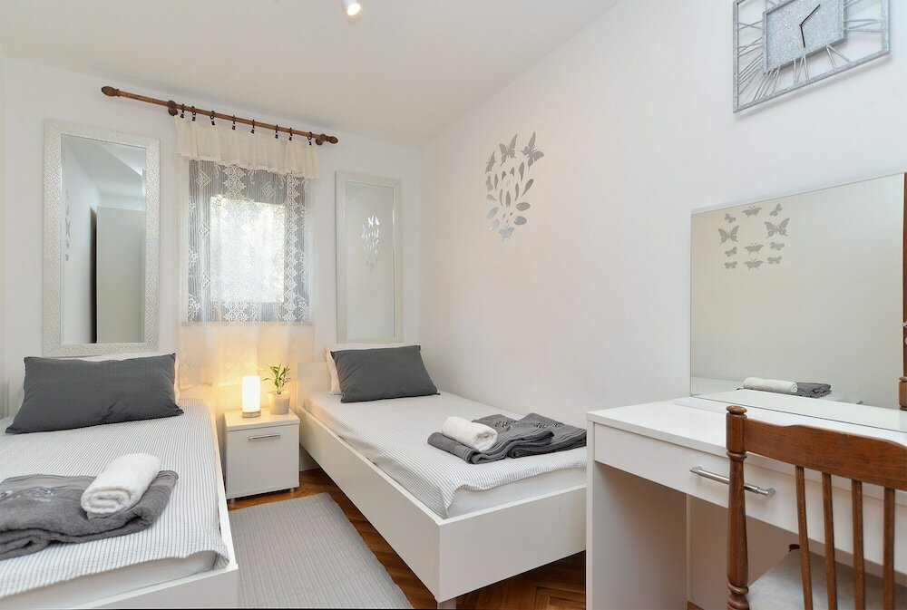 Фото Apartment 1986