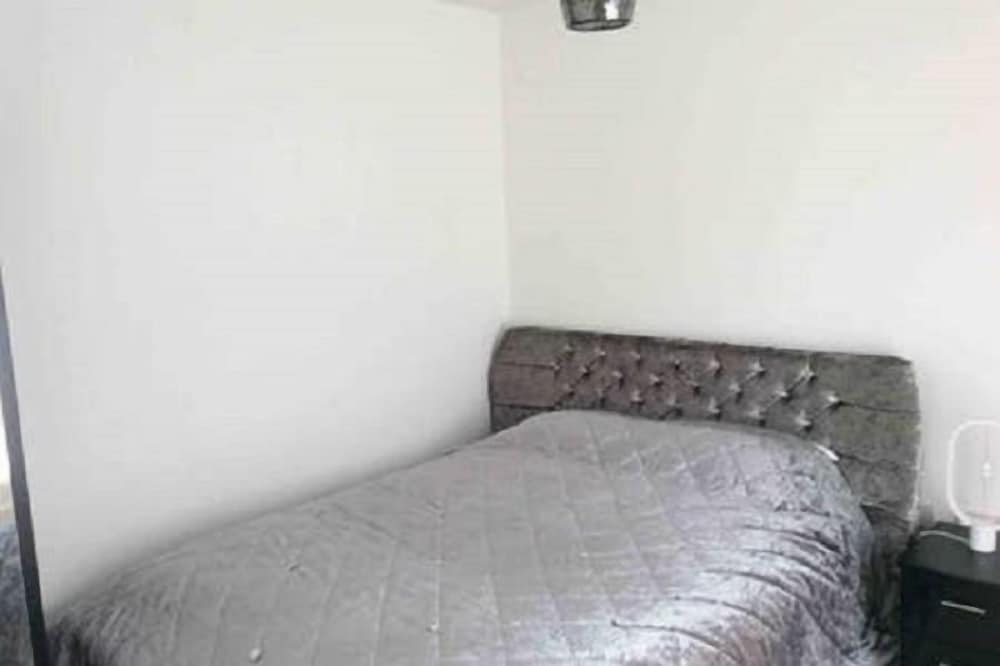 Фото Igloo CityCroft Luxury Townhouse