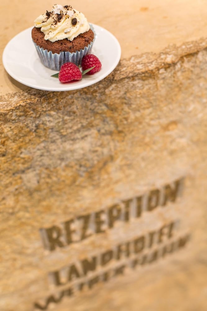 Фото Landhotel Weißer Hahn