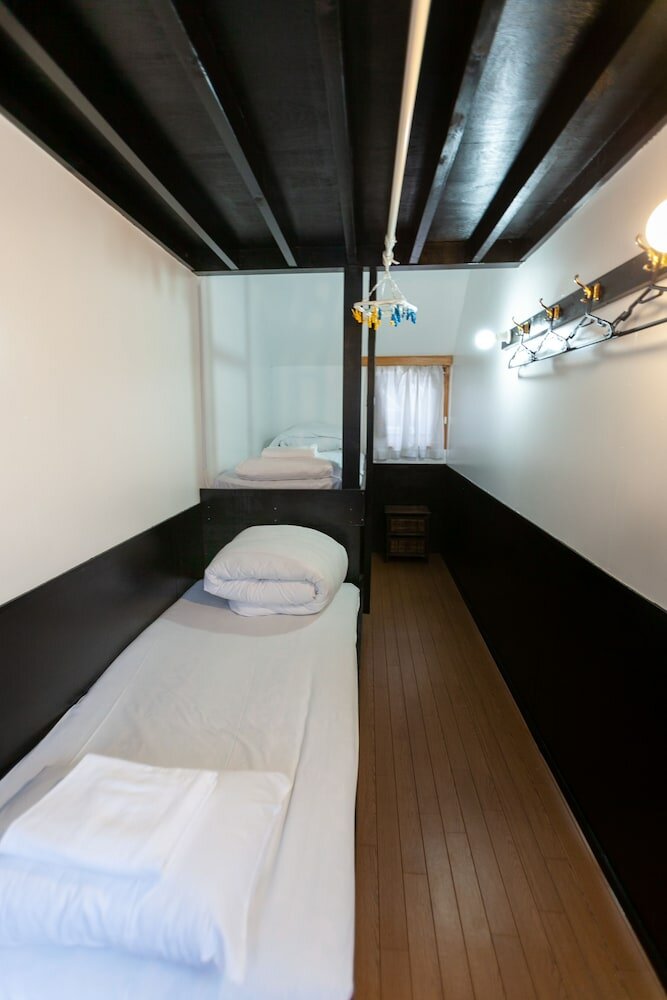 Фото Niseko Ski Lodge