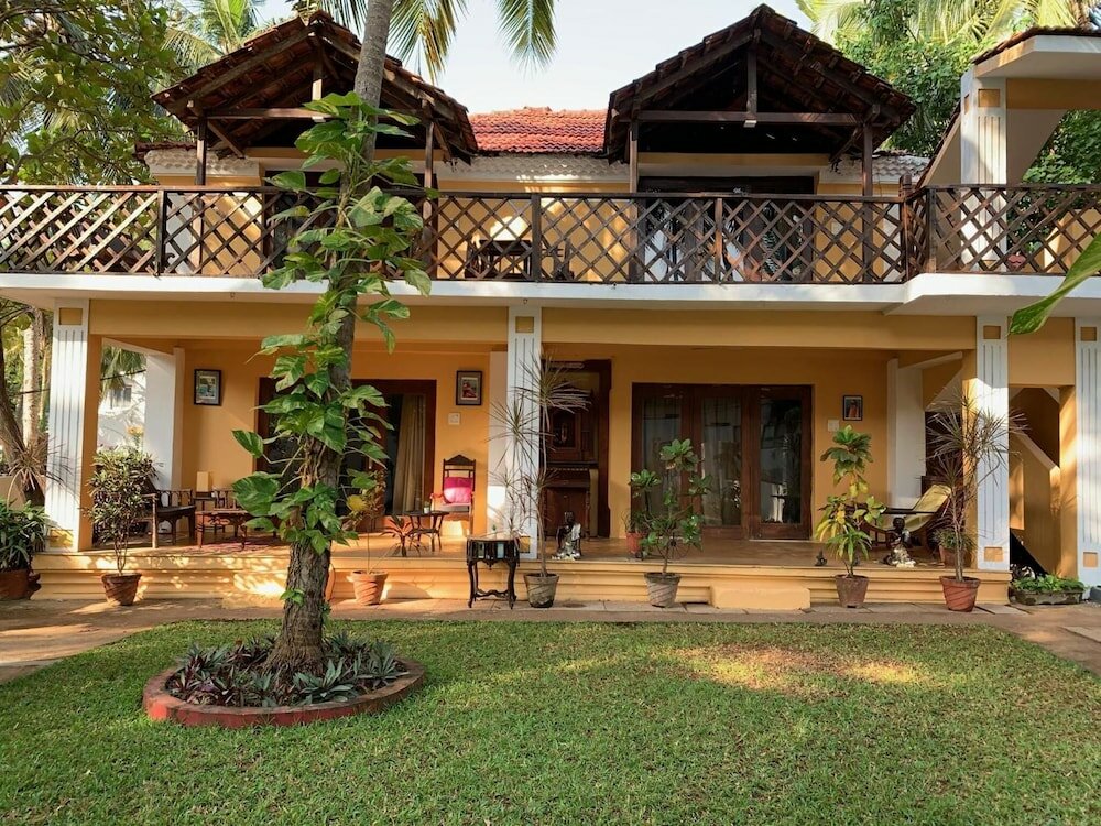 Фото отеля 1