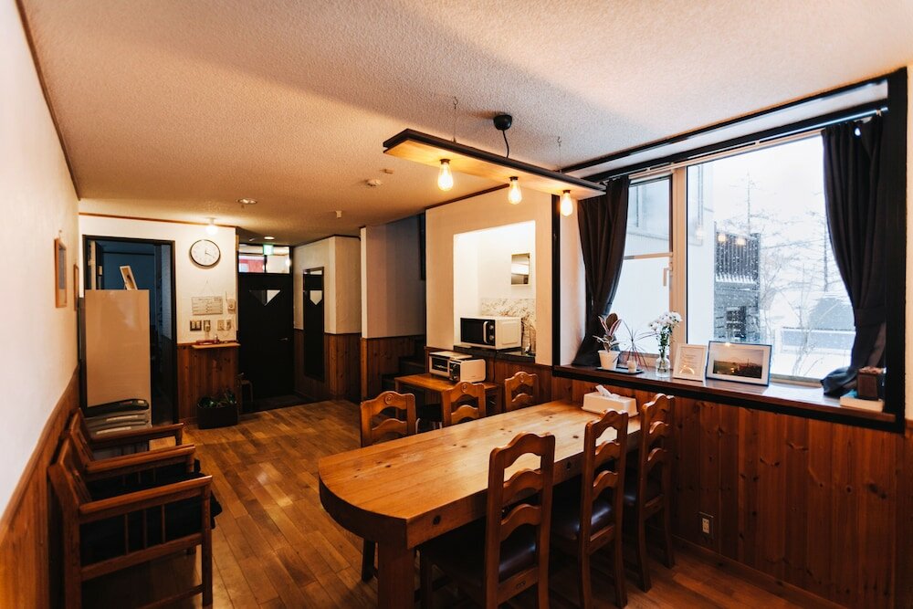 Фото Niseko Ski Lodge