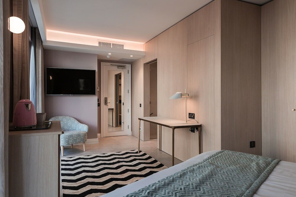 Фото 123 Mainstreet boutique hotel