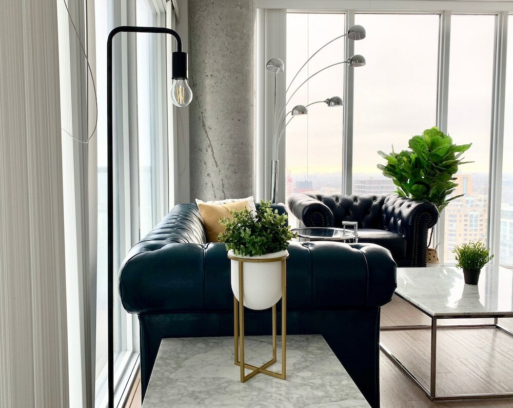 Фото Luxury 2Bed 2Bath Corner Condo