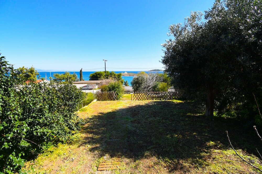 Фото Areos Galaxy Apartments With Beach View