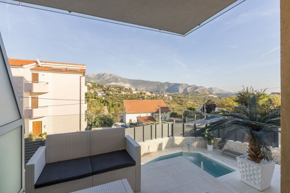 Фото Luxury Suites