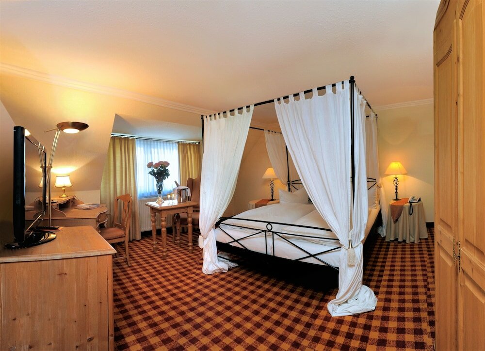 Фото Romantik Hotel Schwanefeld