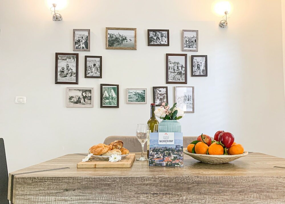 Фото Modern Downtown 3br by Ahlan Hospitality