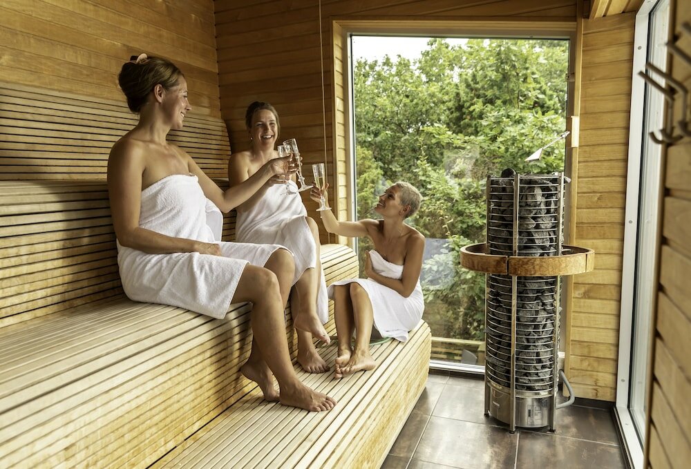 Фото Treetop SPA Hangout & Hotel