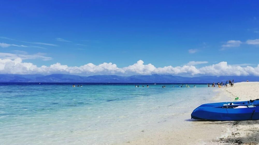 Hotel Beyond Island, Province of Cebu, photo