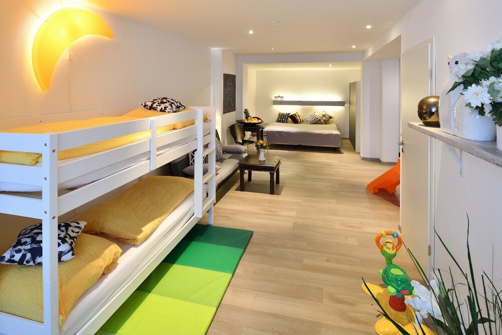 Фото Ford Apartment