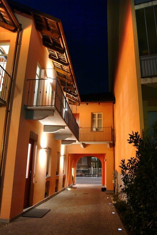 Гостиница Locanda Cortiletto d'Alba