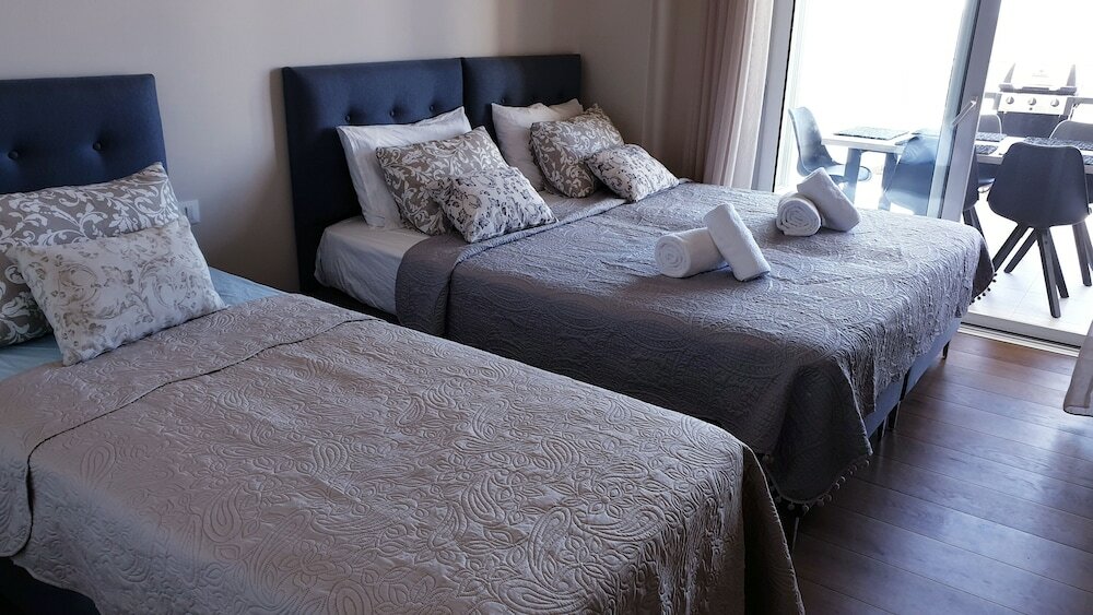 Фото Luxurious Brand New Flat Sea View