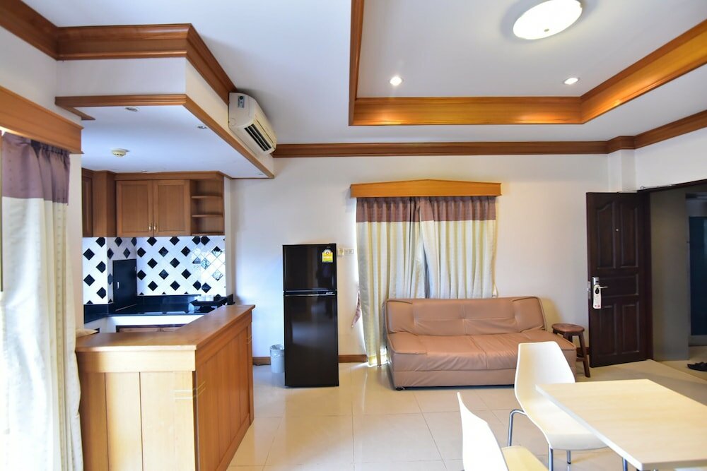 Фото Narawan Hotel