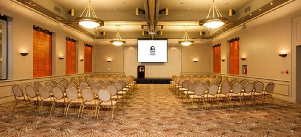 Фото Austral Express