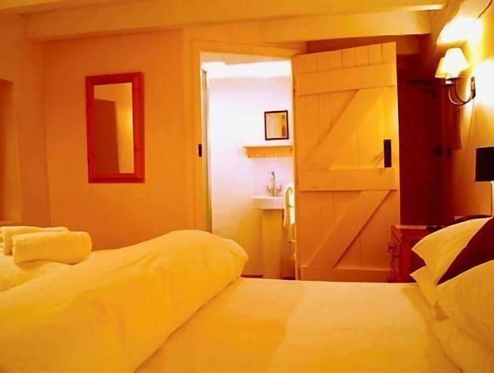 Фото The Mill House Inn