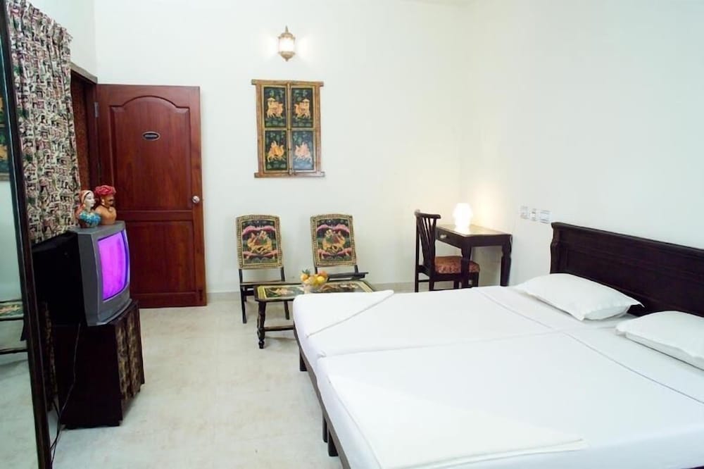 Фото Deshadan Cliff and Beach Resort