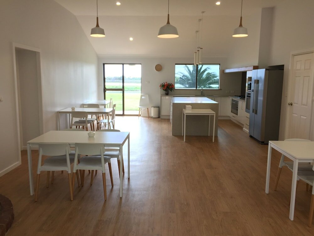 Фото Martin Fields Beach Retreat