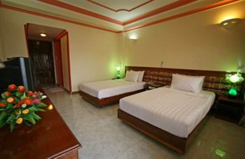 Фото Lucky Star 2 Hotel
