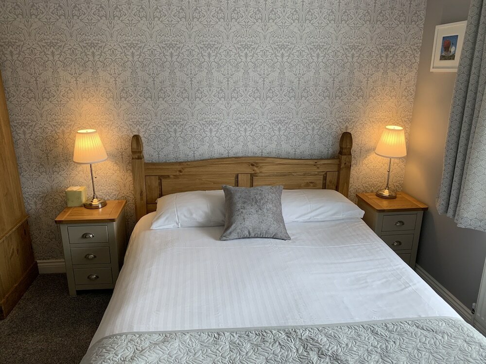 Фото Hensleigh House