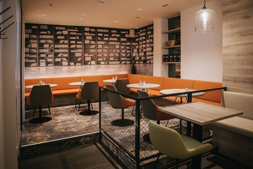 Фото Hotel Schwarzer Bär