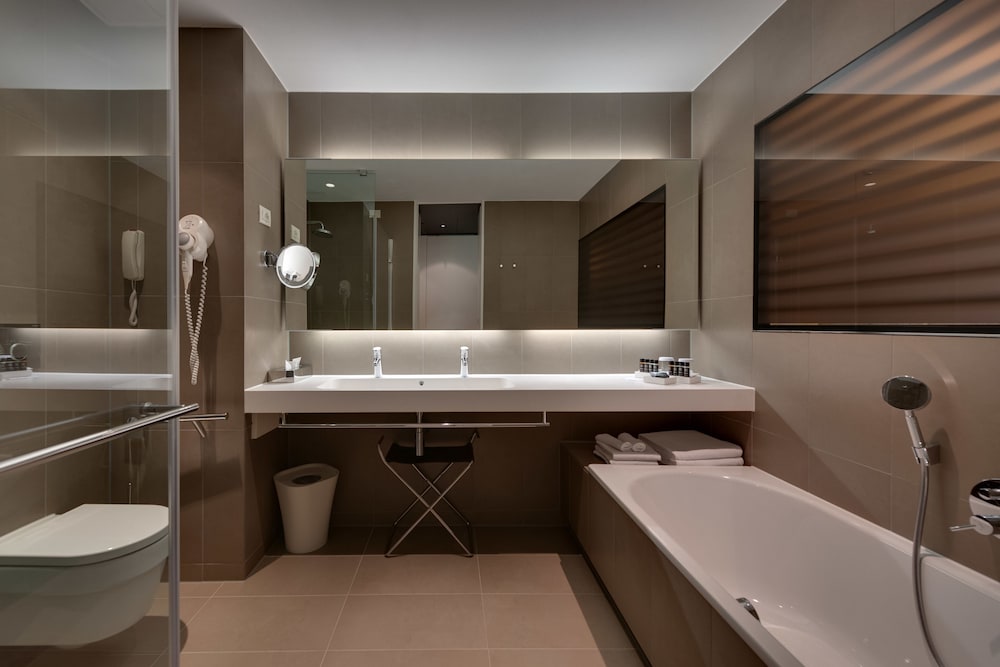 Фото Lone Hotel by Maistra Collection