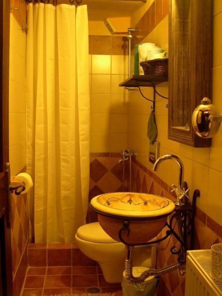 Фото Mythos Guesthouse