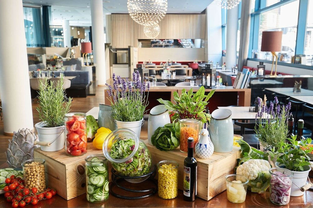 Фото Scandic Hamburg Emporio