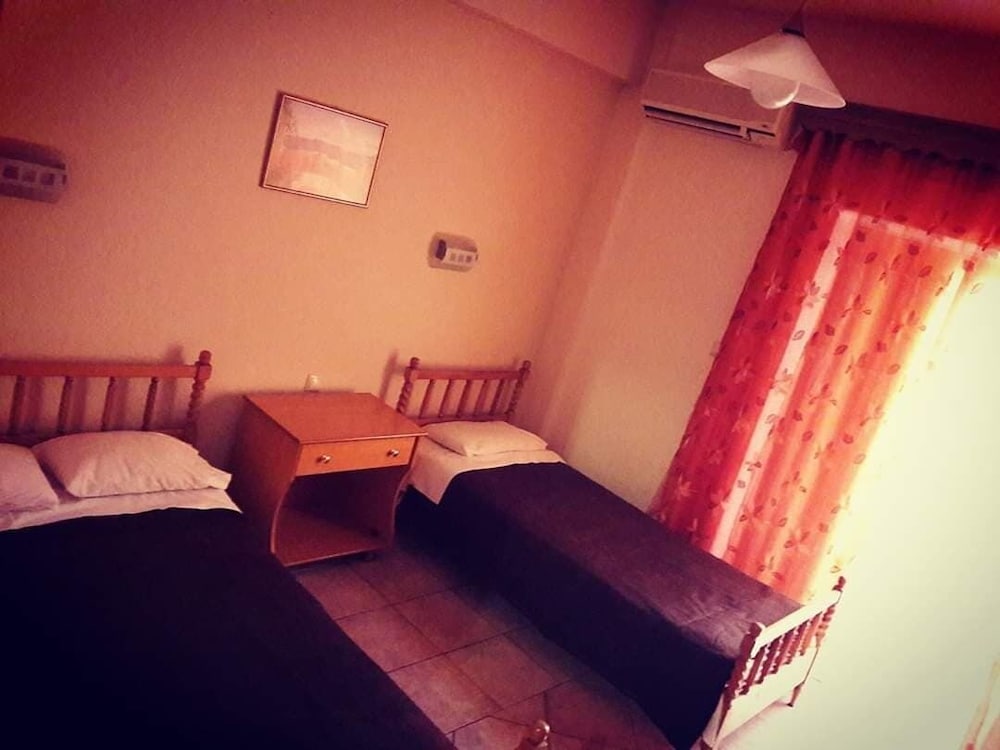 Фото Elizabeth Hotel