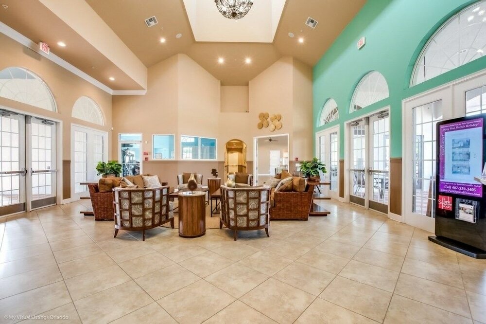 Фото 87631 Games Room+2-masters+hottub+water View!