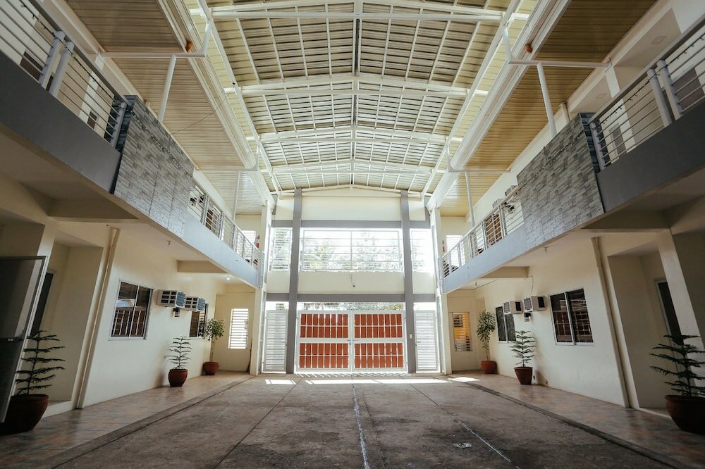 Фото Oyo 645 Ljenj Apartelle