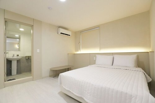 Гостиница Chuncheon Sonamu Hotel в Чхунчхоне