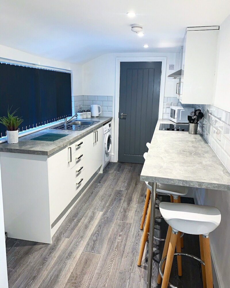 Фото Albert Luxury Hottub and Jacuzzi Apartments