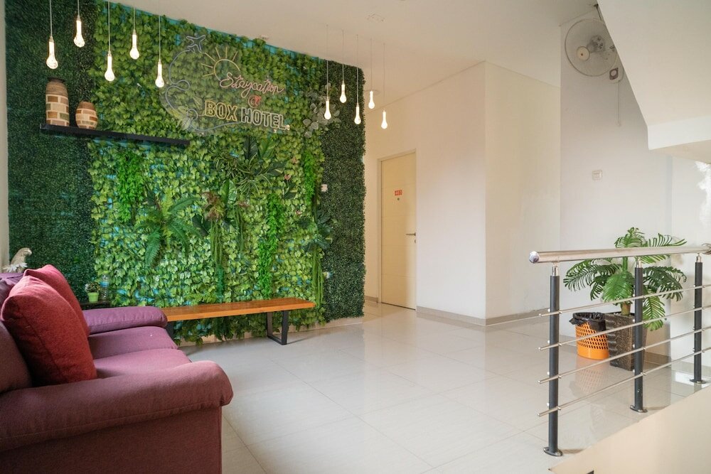 Фото Sans Hotel Kupang Indah Surabaya