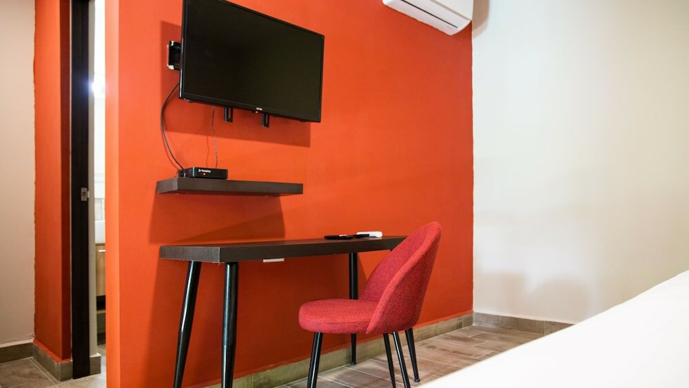 Фото Esduma Iguanas Hotel Playa del Carmen