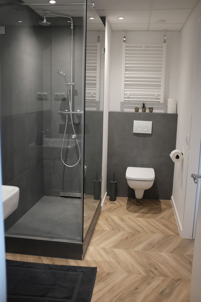 Фото Aparthotel glück auf Düppelstrasse