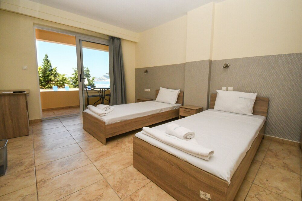 Фото Nefeli Beach Hotel