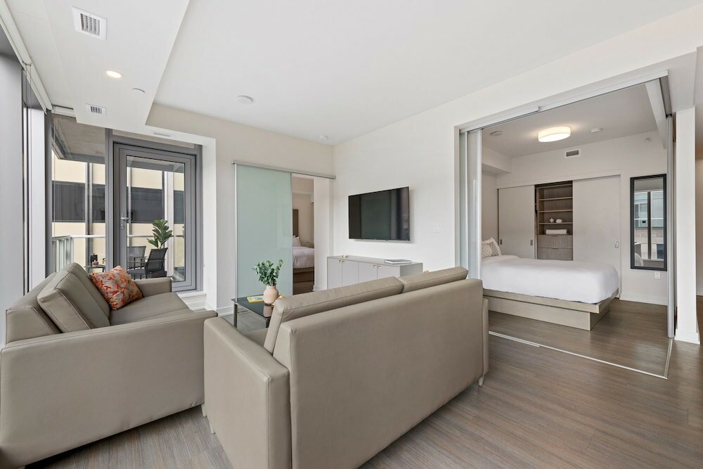 Фото ReStays Ottawa