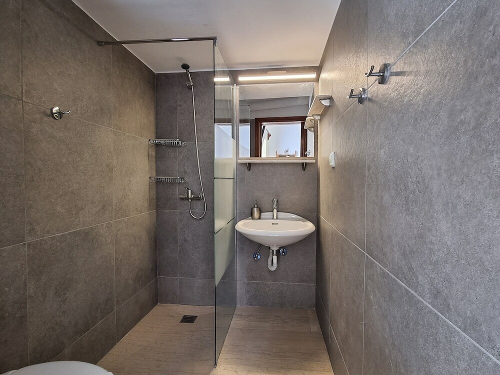 Фото Melas Apartments