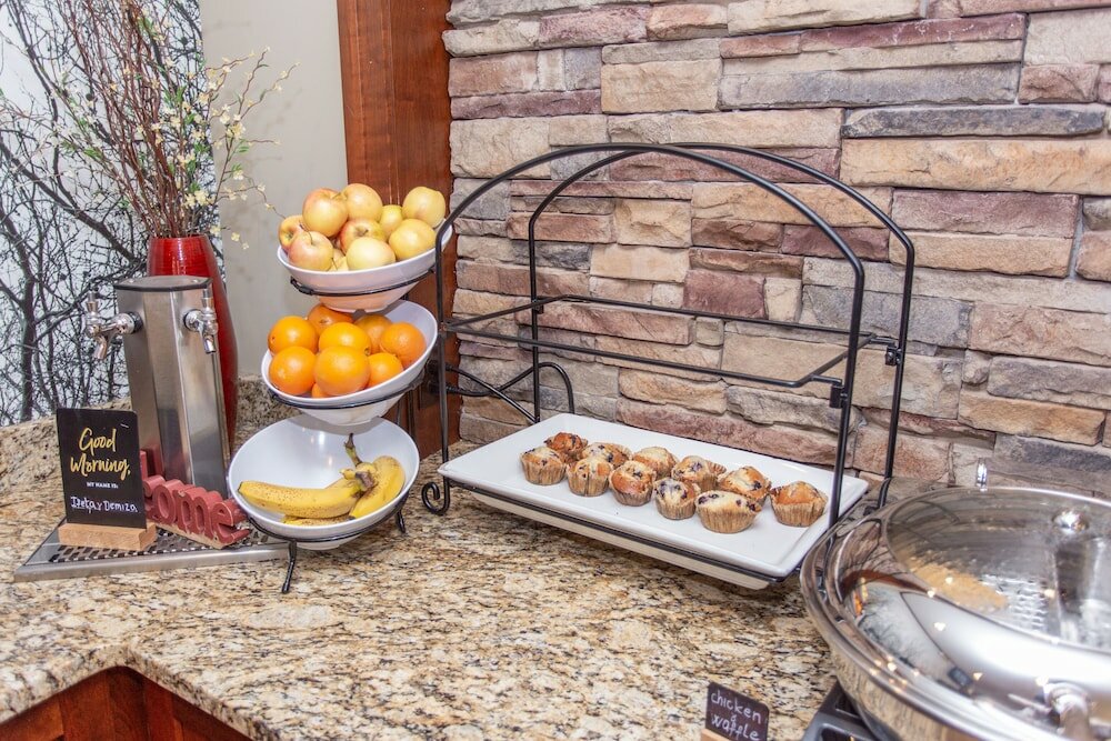 Фото Staybridge Suites Bowling Green, an Ihg Hotel