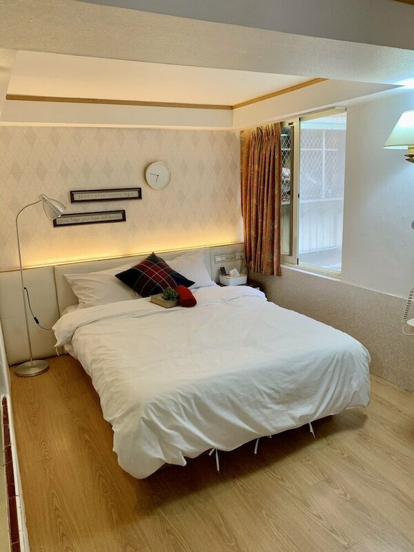 Гостиница East Fang Di Hotel в Тайбэе